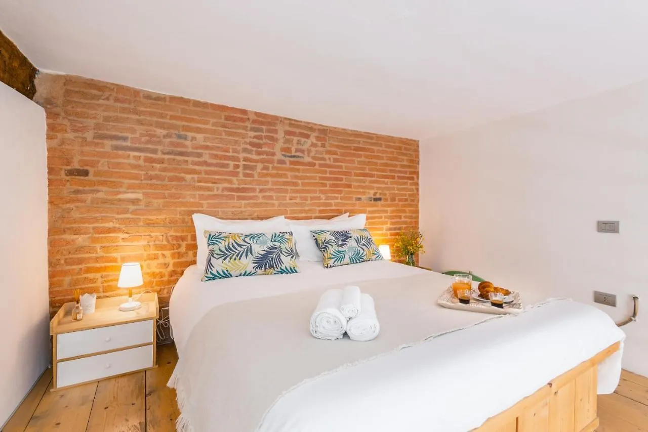Lui Tuscany Loft سان مينياتو