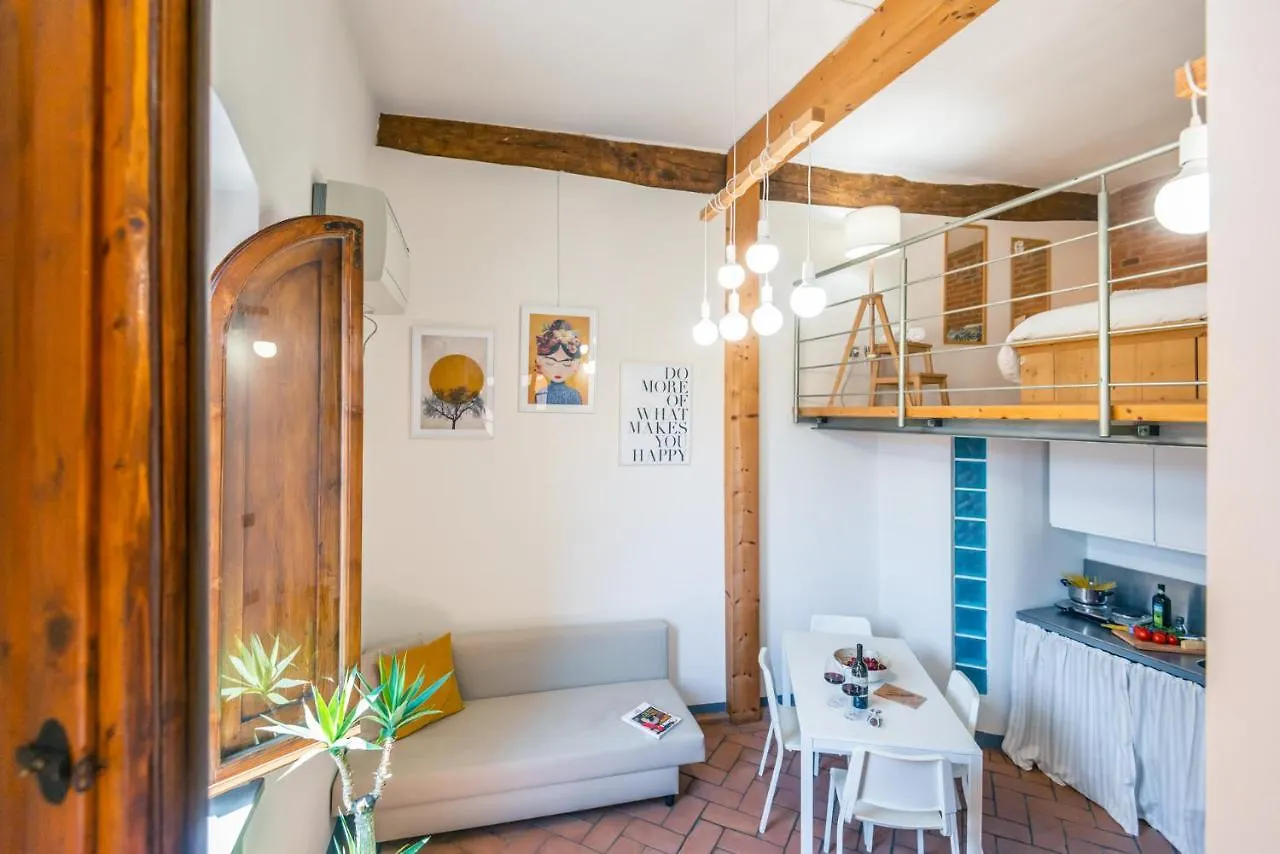 Lui Tuscany Loft سان مينياتو 0*,  إيطاليا